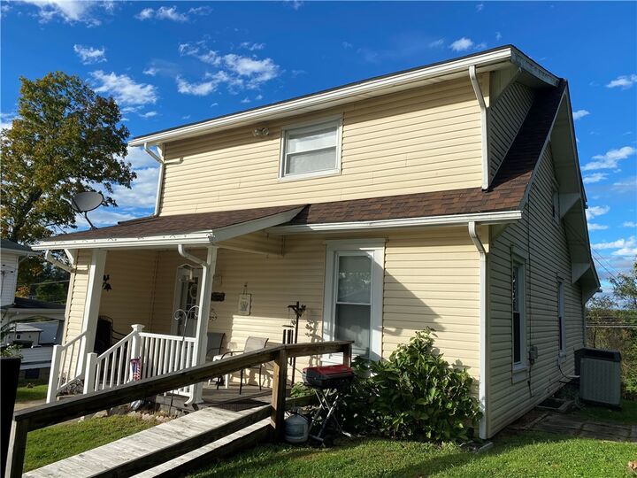 Property Photo: 859 Old National Pike PA 15417