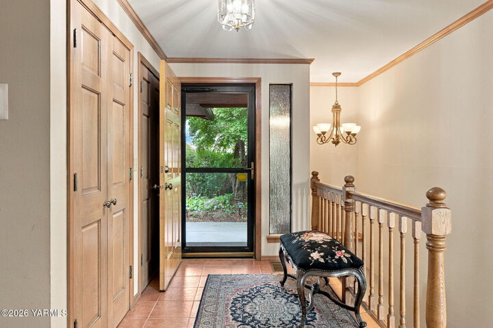 Property Photo:  5802 Englewood Ave  WA 98908 