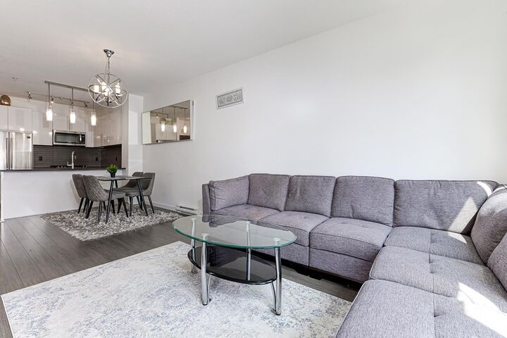 Property Photo:  15138 34 Avenue 324  BC V3Z 0Y5 