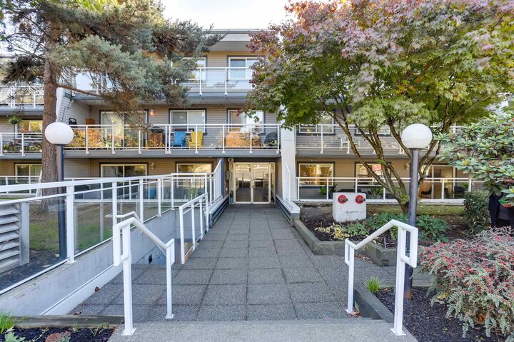 Property Photo: 550 Royal Avenue 109 BC V3L 5H9