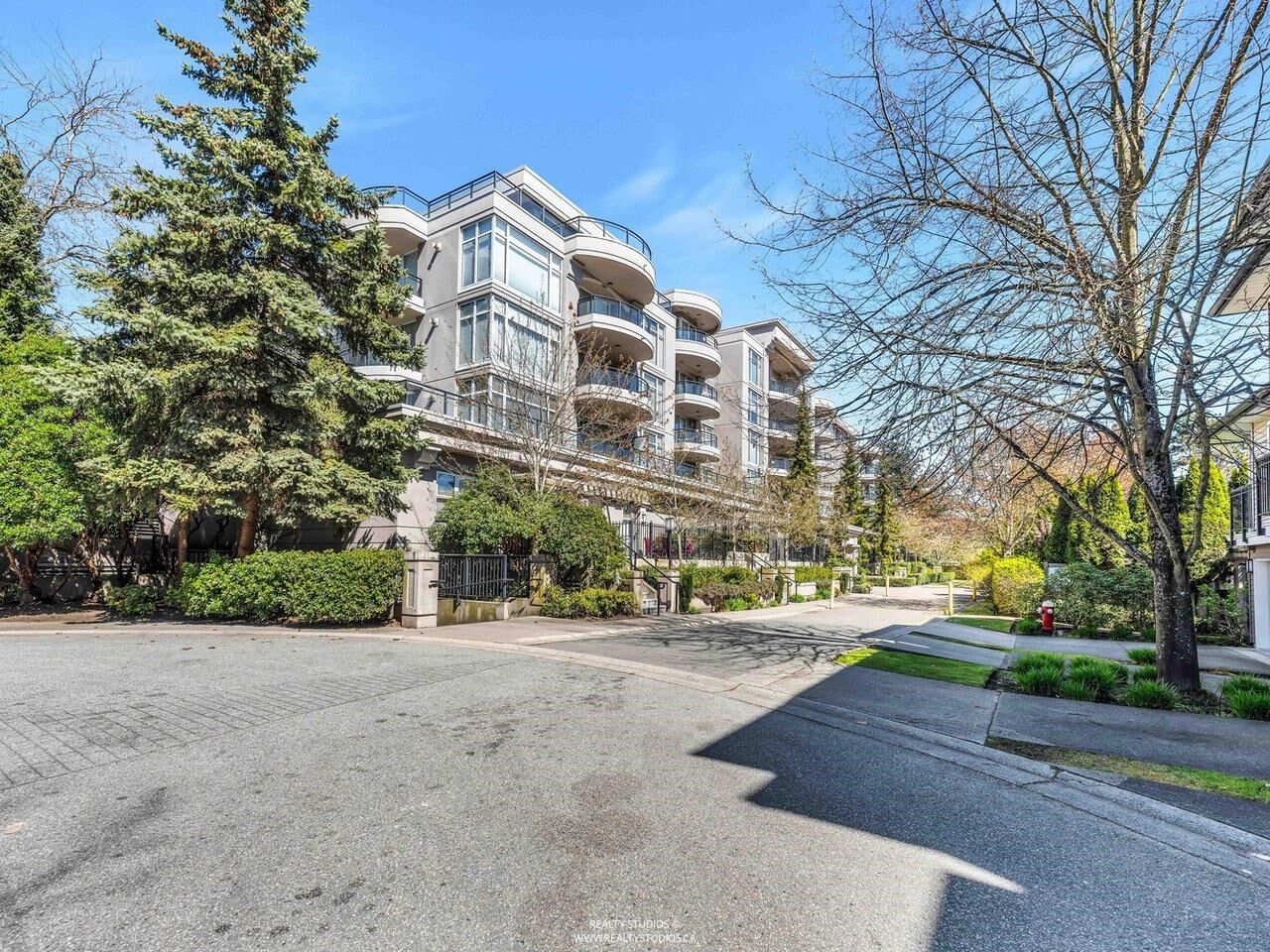 Property Photo:  8480 Granville Avenue 219  BC V6Y 4E8 