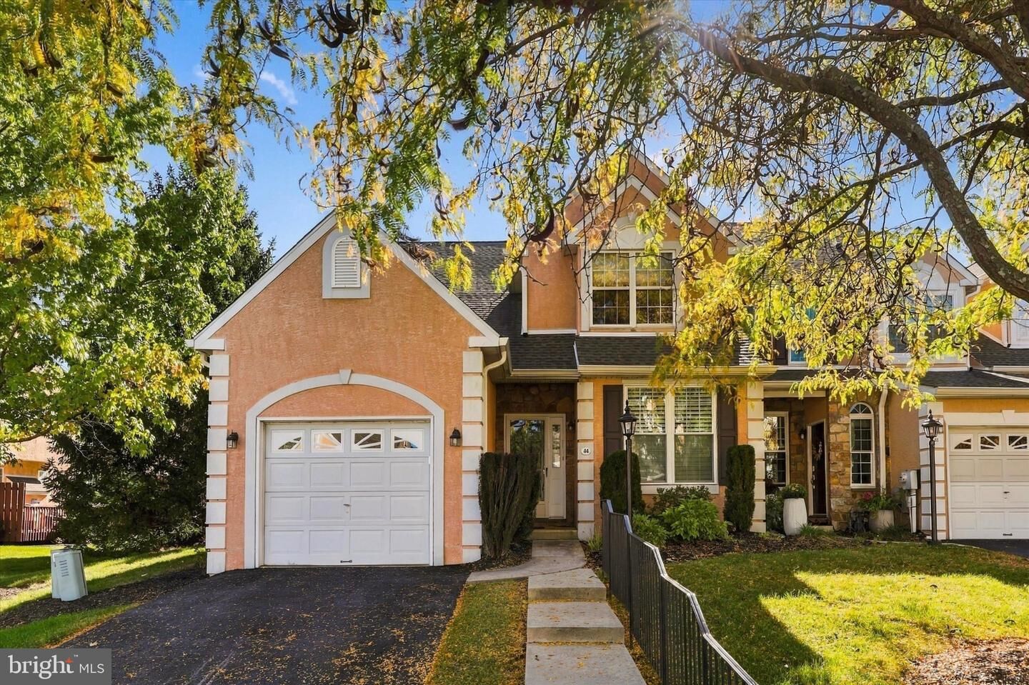 Property Photo: 44 Wheatsheaf Lane PA 19403