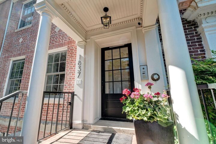 Property Photo:  1837 Wyoming Avenue NW D  DC 20009 