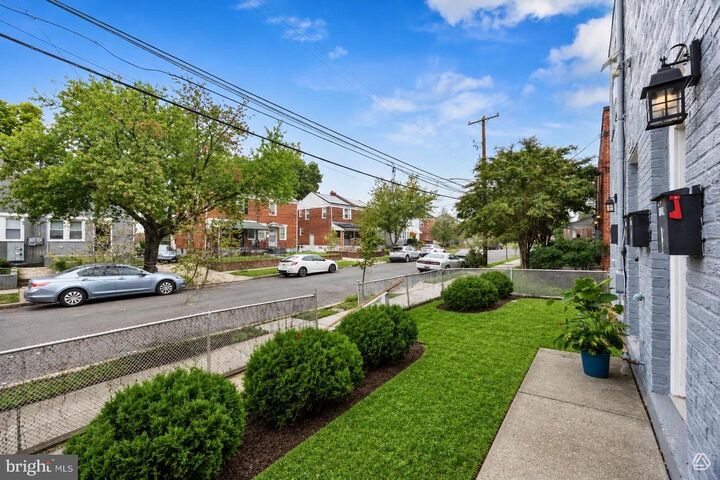 Property Photo:  5433 C Street SE 4  DC 20019 