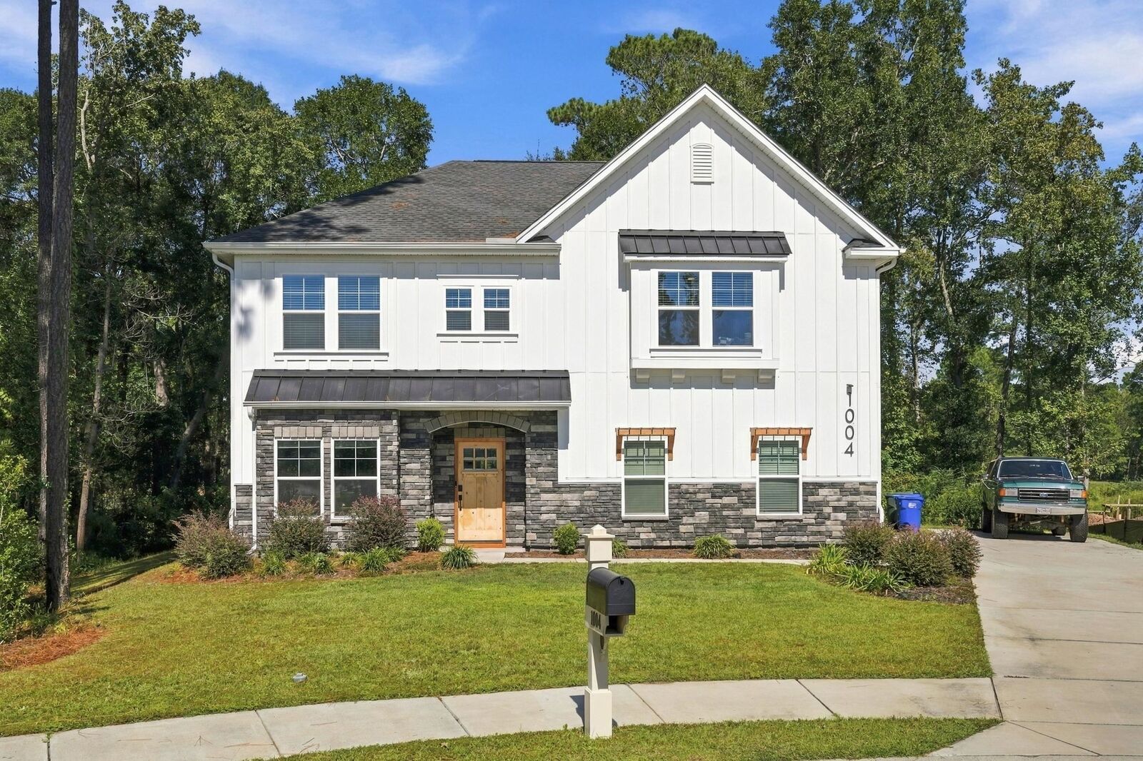 Property Photo:  1004 Maccoa Dr.  SC 29526 