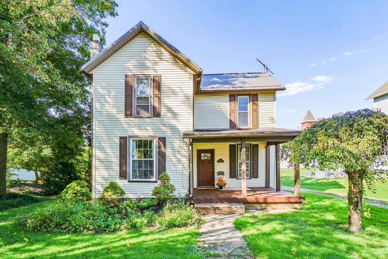 Property Photo:  39 S Main Street  OH 43076 