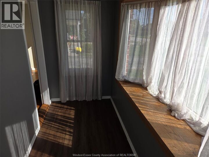 Property Photo:  130 Duff Avenue  ON N9V 2P7 