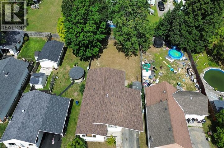 Property Photo:  394 Albert Street  ON P5E 1K7 