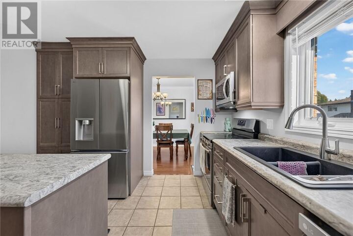 Property Photo:  1785 Graywood Drive  ON P3A 5S5 
