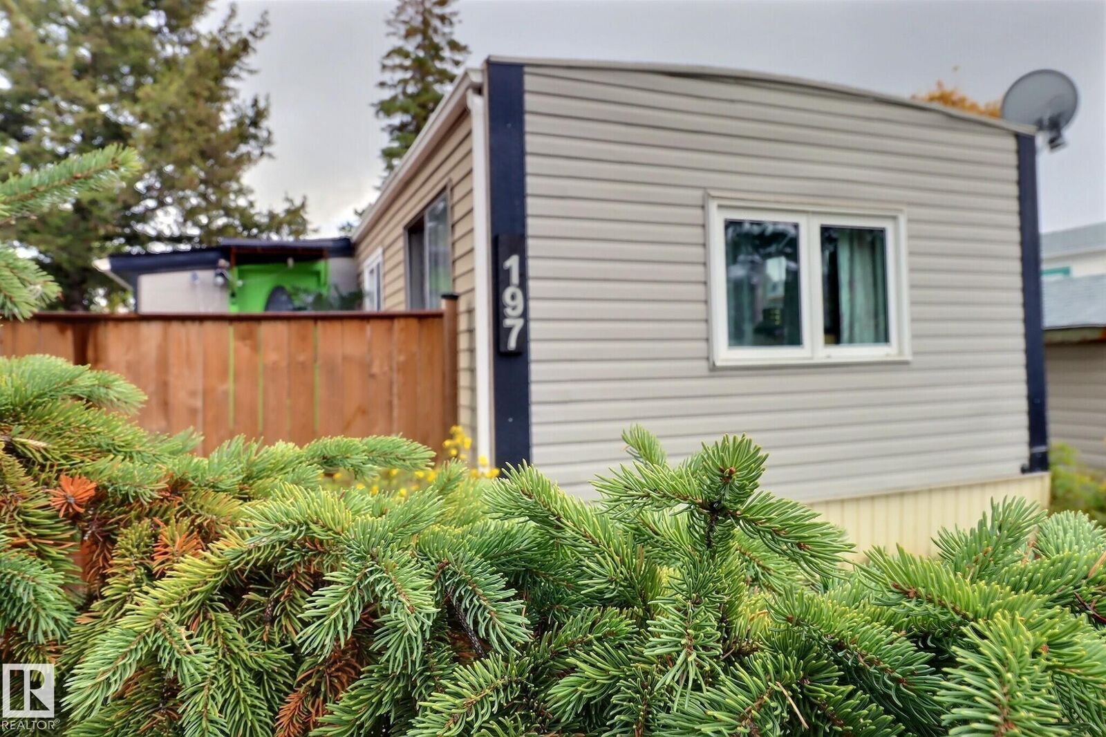 Property Photo: 197 Evergreen Park NW AB T6B 0R9