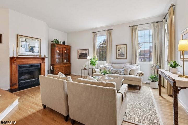 Property Photo: 22 Dowitcher Ct NJ 07470