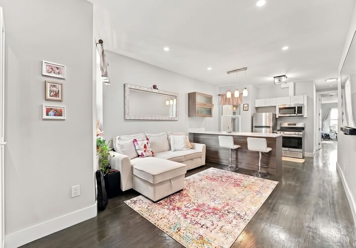 Property Photo: 270 Hancock Ave 5 NJ 07307