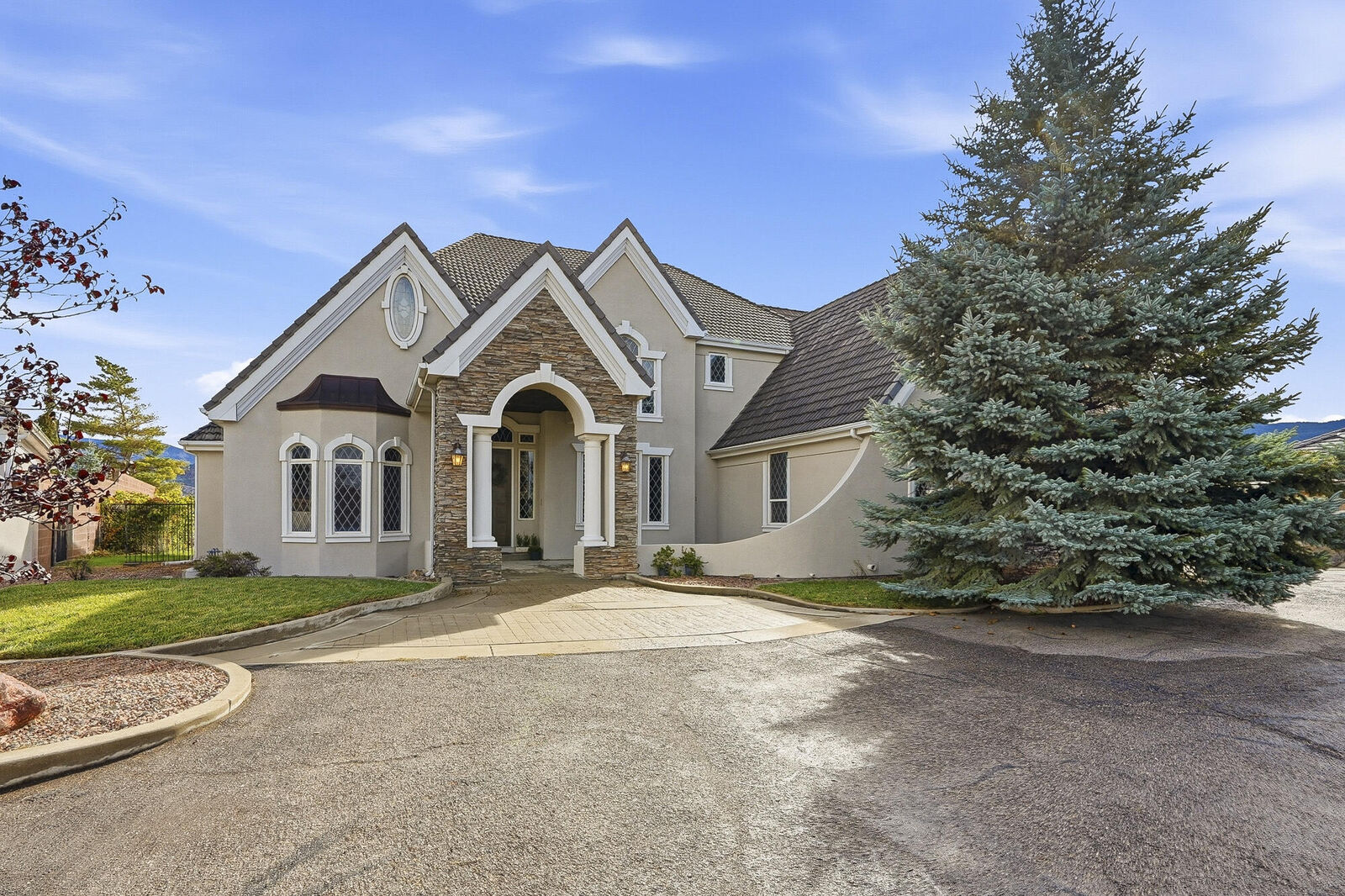 Property Photo:  919 S 1850 W  UT 84720 