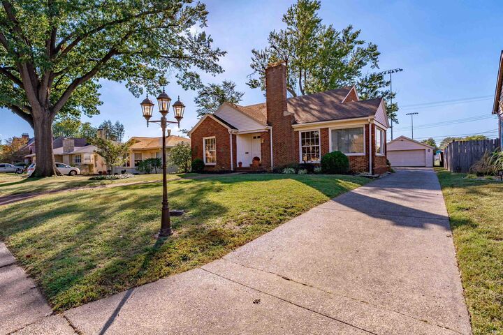 Property Photo: 423 Runnymeade Avenue IN 47714