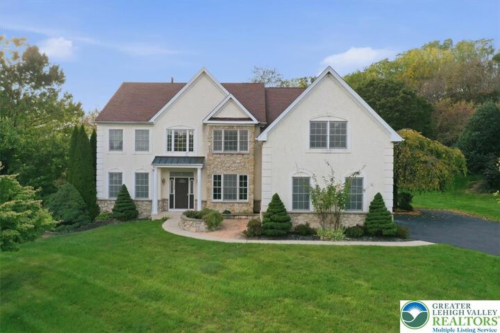Property Photo:  1422 Morningside Drive  PA 18069 