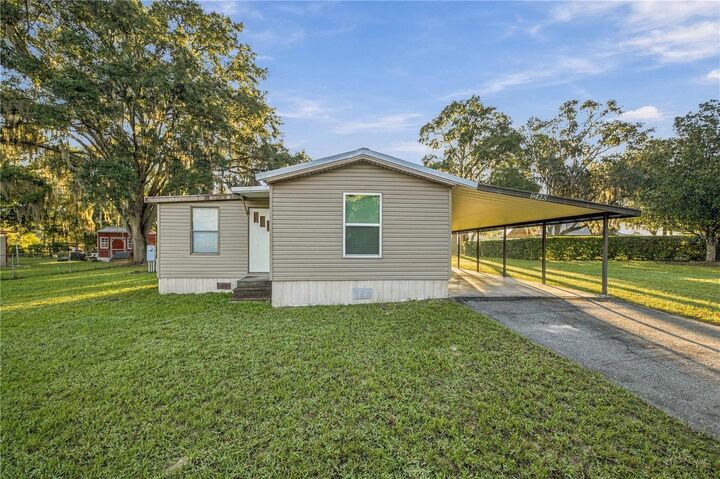 Property Photo: 9425 SW 30th Avenue FL 34476