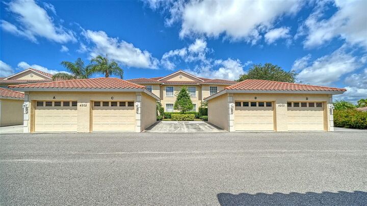 Property Photo: 4202 Vicenza Drive A23 FL 34293