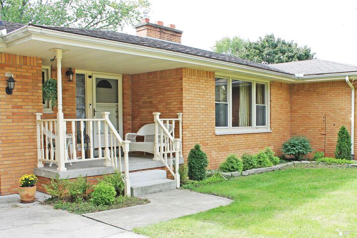 Property Photo:  5341 Kay Drive  MI 48161 
