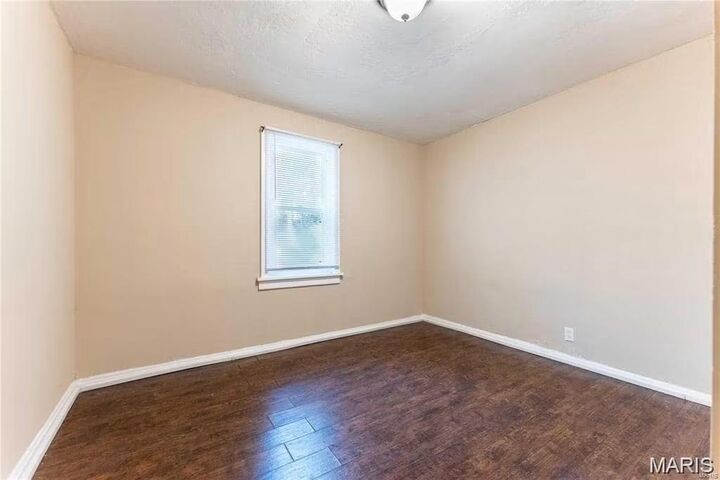 Property Photo: 1207 San Jacinto MO 63139