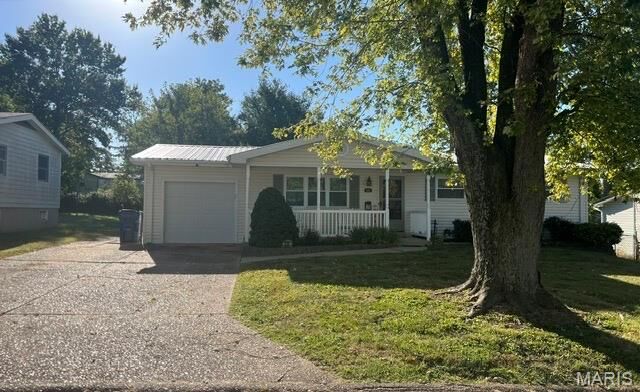 Property Photo: 220 Berry Drive MO 63039