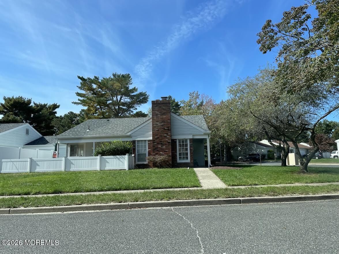 Property Photo: 542B Norwich Court NJ 08759