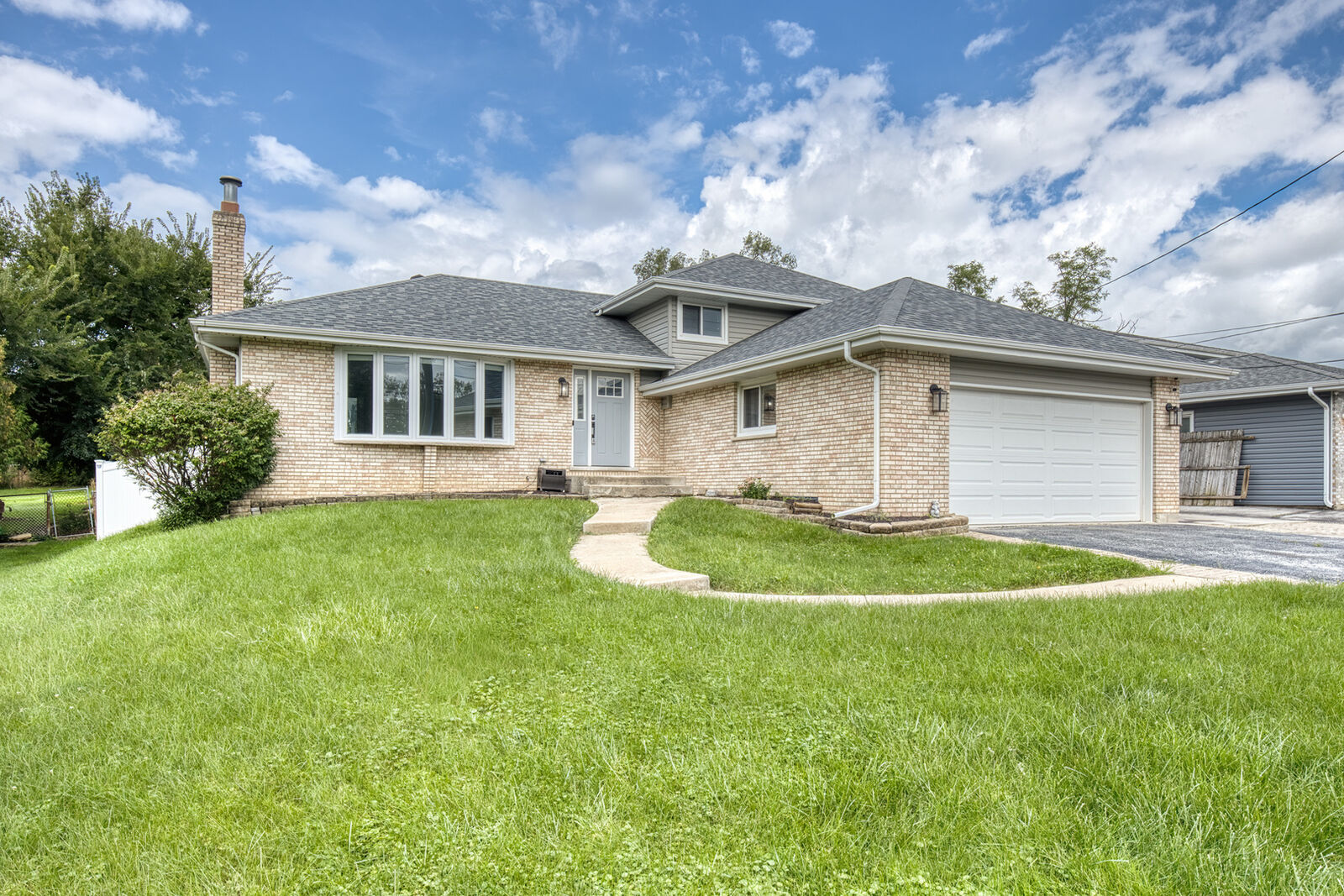 Property Photo:  17008 Forest Avenue  IL 60452 