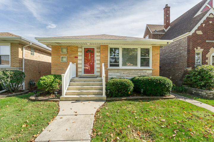 Property Photo: 2503 Hainsworth Avenue IL 60546