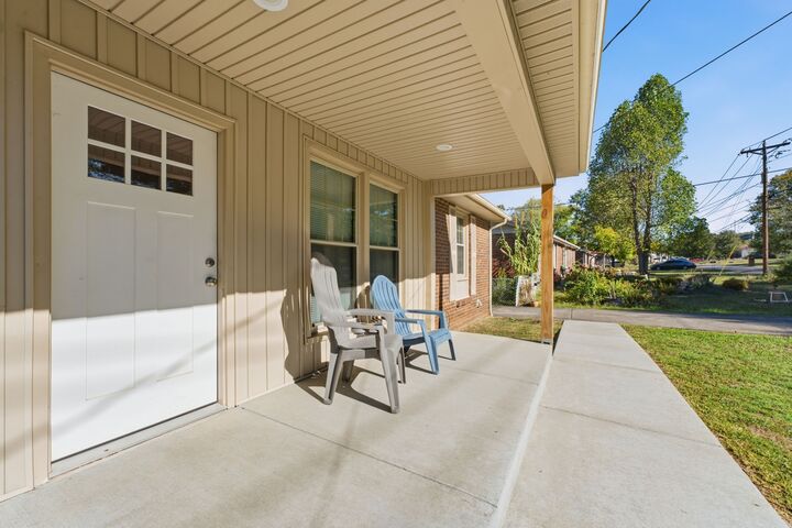 Property Photo:  609 Shoma Dr  TN 37160 