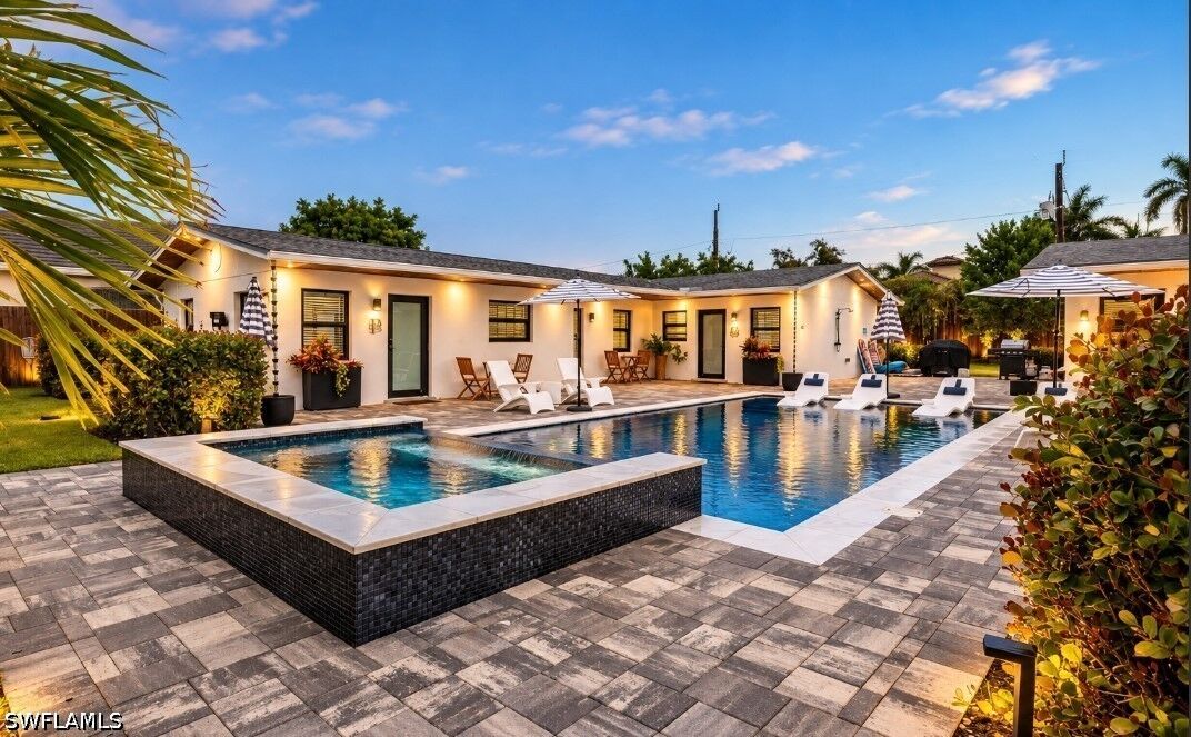 Property Photo:  683 100th Avenue N  FL 34108 