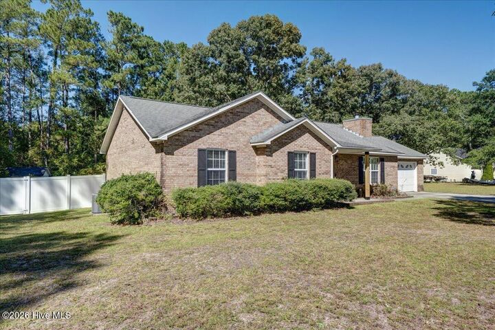 Property Photo:  105 Cherry Branch Drive  NC 28532 