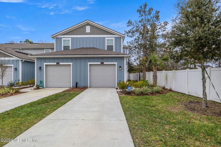 Property Photo:  991 Observatory Parkway  FL 32218 