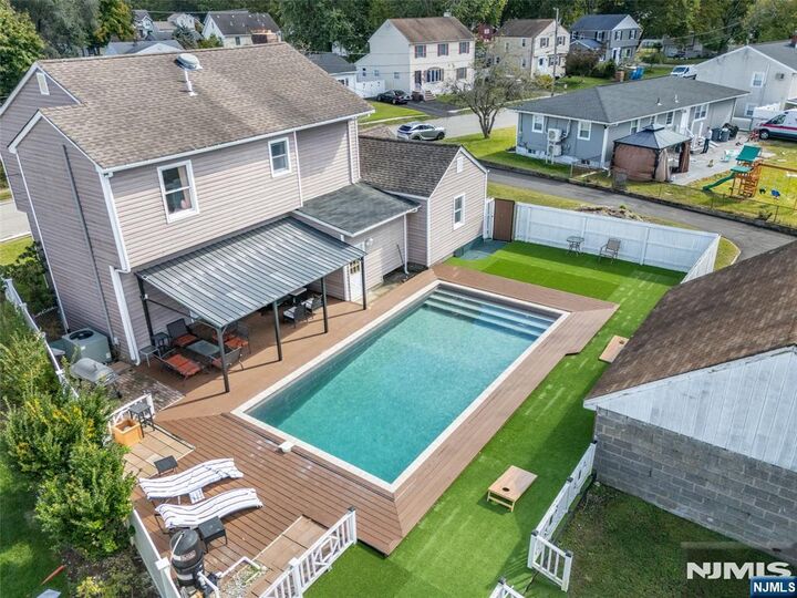 Property Photo:  308 Pine Street  NJ 07442 