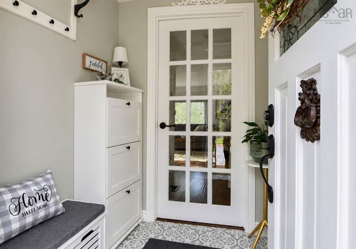 Property Photo:  10 Oak Street  NS B0K 1X0 
