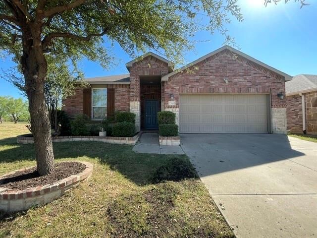 Property Photo:  7540 Berrenda Drive  TX 76131 
