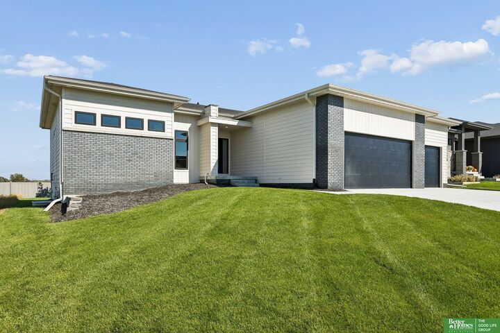 Property Photo:  21126 Atwood Avenue  NE 68022 