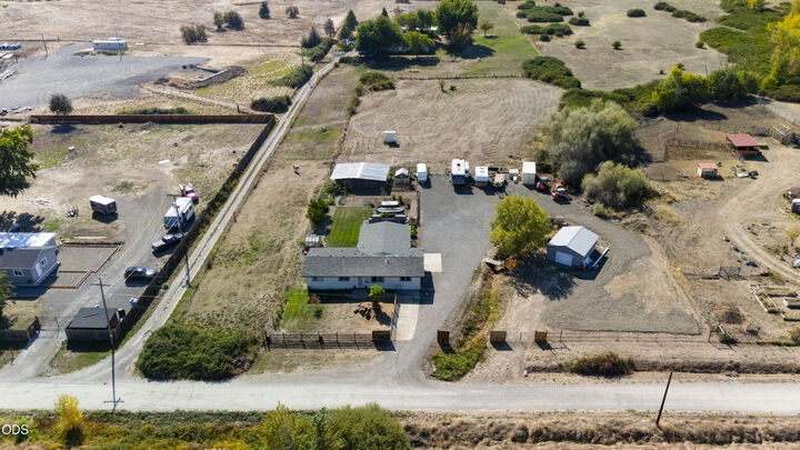 Property Photo: 4101 Merita Terrace OR 97502