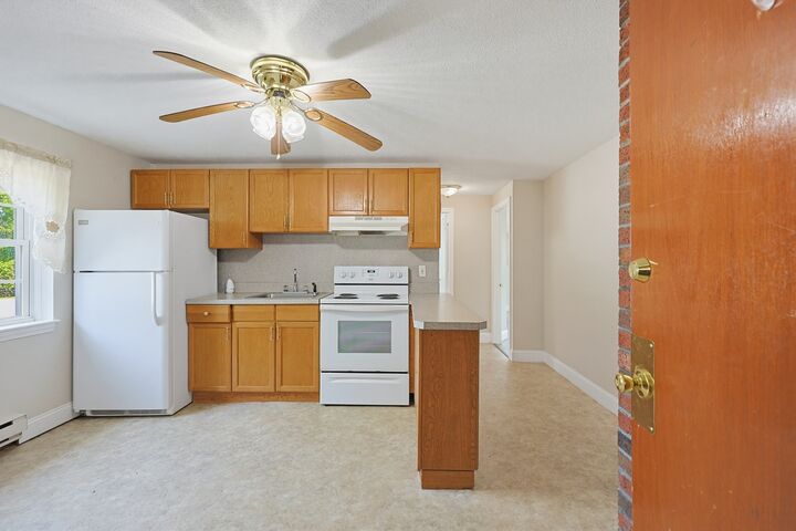 Property Photo:  15 Frank Street 1  MA 01826 