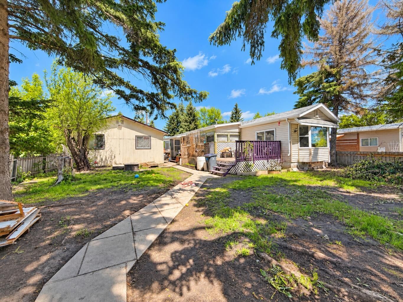 Property Photo:  4724 45 Avenue  AB T0C 0B0 