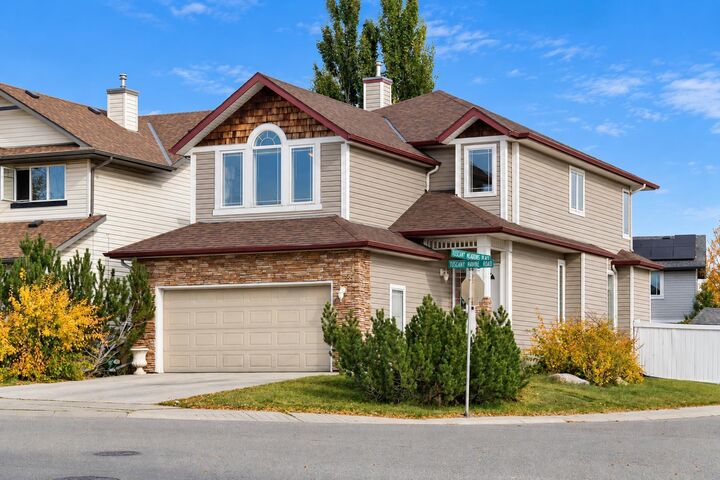 Property Photo:  86 Tuscany Ravine Road NW  AB T3L 2R9 