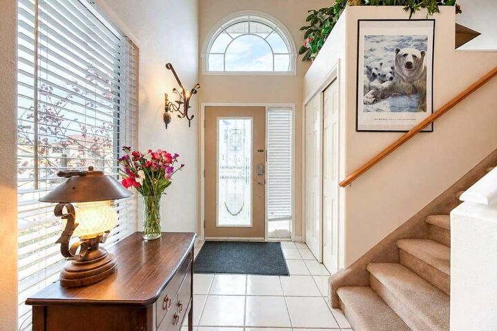 Property Photo:  43 Millbank Hill SW  AB T2Y 2Z1 