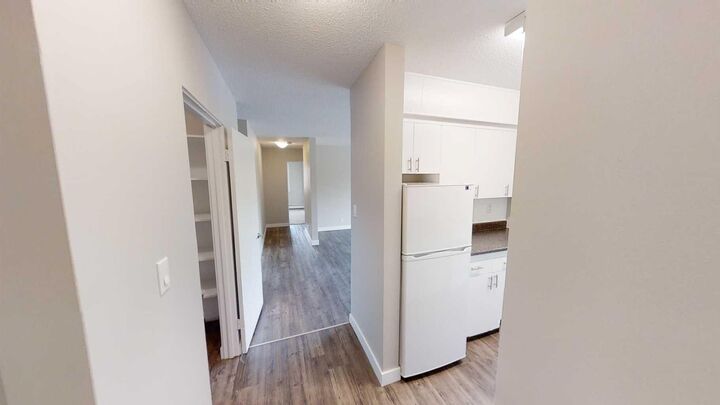 Property Photo: 10802 99 Street 8 AB T8V 2H5