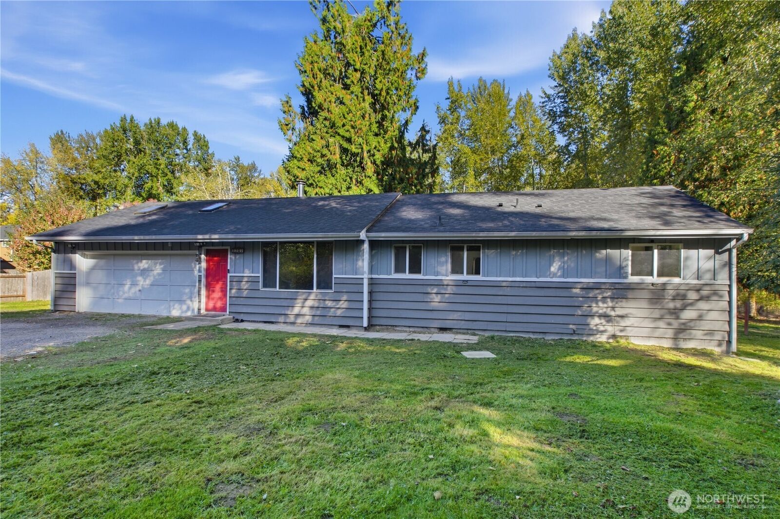 Property Photo:  9207  144th Street E  WA 98375 