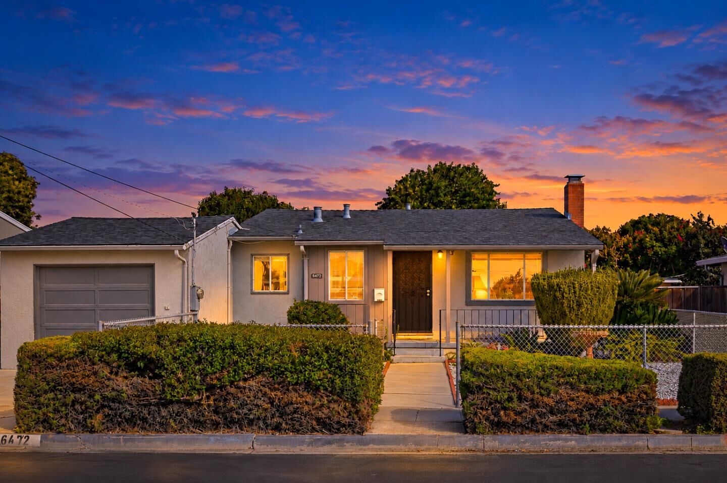 Property Photo:  26472 Hickory Avenue  CA 94544 