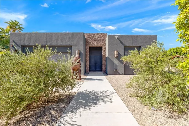 Property Photo:  2600 E Vincentia  CA 92262 