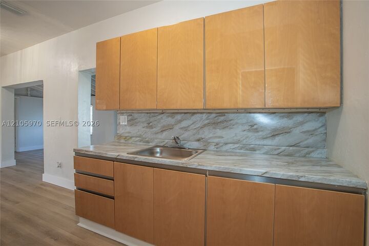 Property Photo:  1679 NE 180th St  FL 33162 