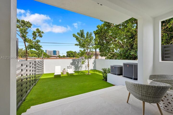 Property Photo:  1767 NW 3 St  FL 33125 