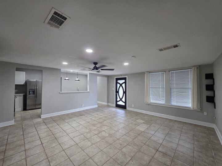 Property Photo:  2509 Avenue D  TX 77627 