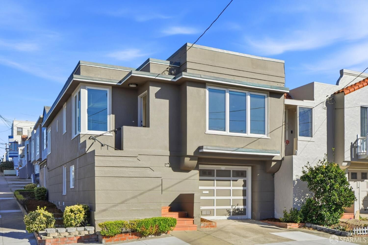 Property Photo:  2300 45th Avenue  CA 94116 