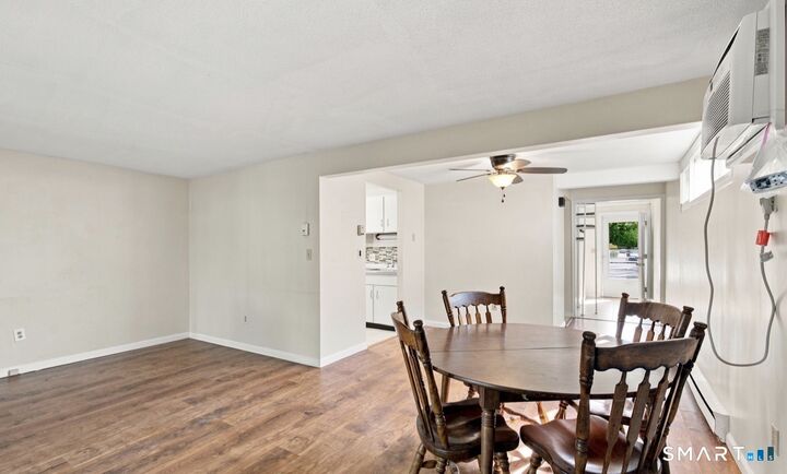 Property Photo:  30 Cinnamon Springs 30  CT 06074 