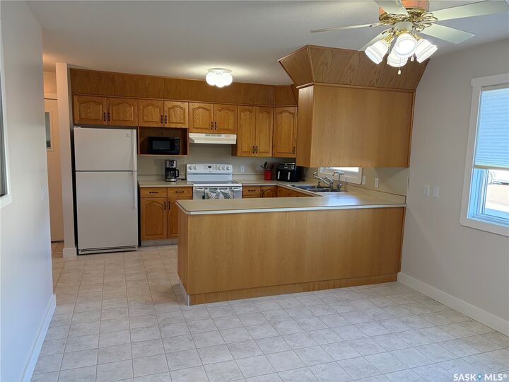 Property Photo: 201 1st Street E SK S0A 1W0